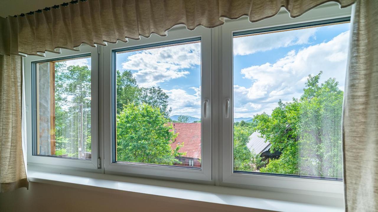 Apartmany Pod Rozsutcom - Zatkov Dvor - Prijazd Do Ubytovania Autom S Pohonom 4X4 Terchová Exteriör bild